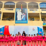 SINH HOẠT DƯƠI CỜ TUẦN 24  VỚI CHƯƠNG TRÌNH “CHÀO MỪNG NGÀY QUỐC TẾ PHỤ NỮ 8/3”  VÀ HOẠT ĐỘNG TRẢI NGHIỆM CÙNG LỚP 2A