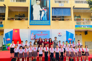 LỄ KẾT NẠP ĐỘI VIÊN MỚI CHO CÁC EM HỌC SINH LỚP 3.